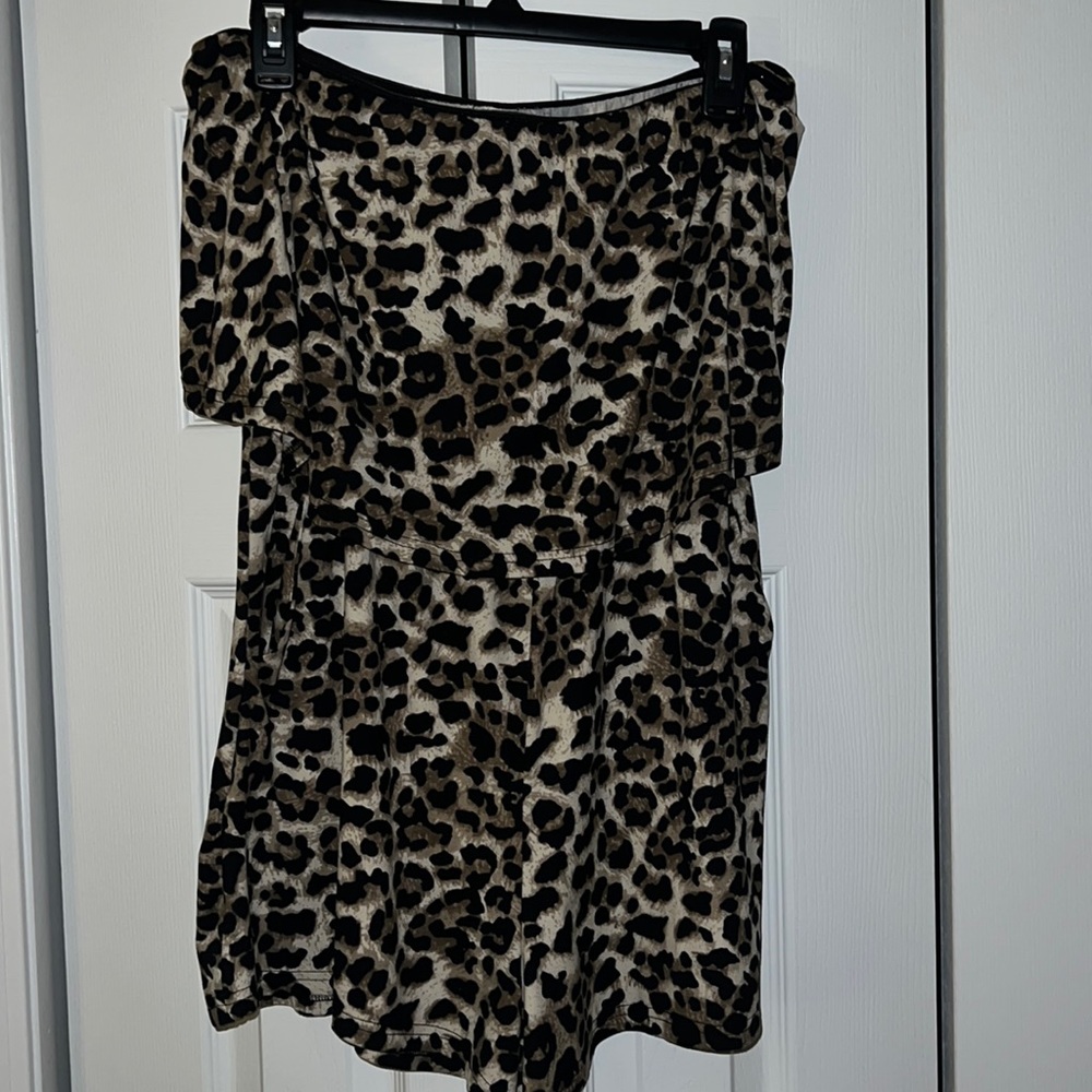 From Pink Lily Women’s large, leopard print strapless romper